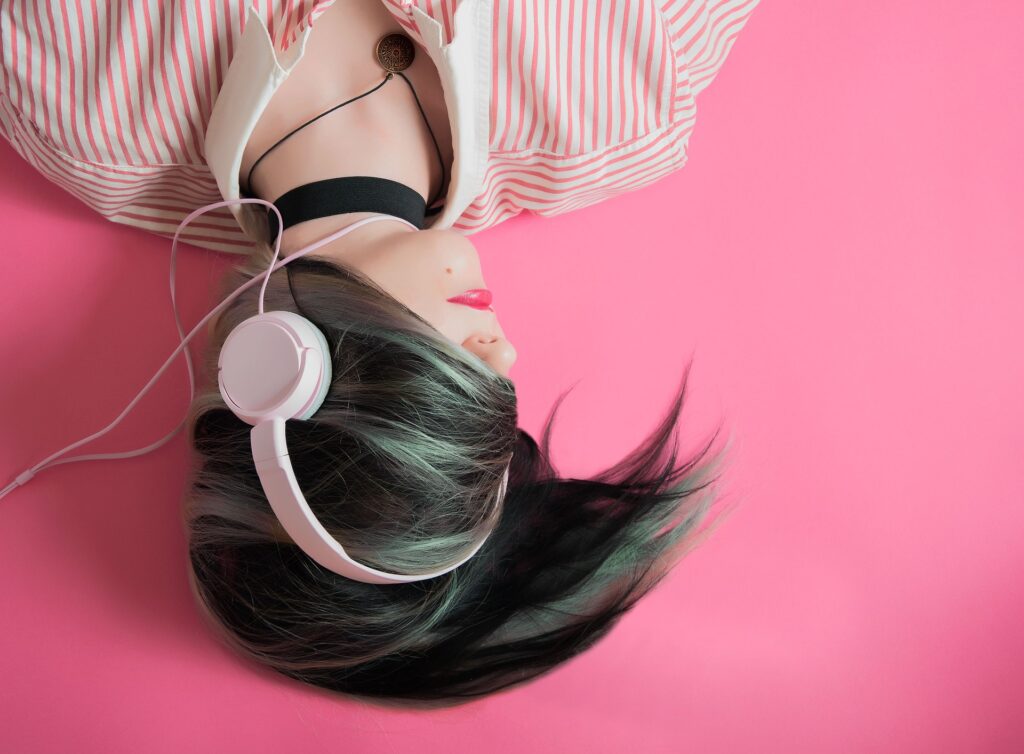 girl with headphones